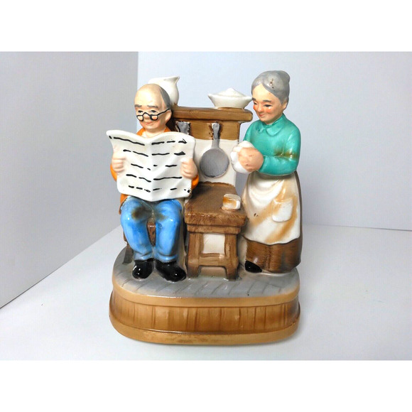 Tundra Imports Grandmother & Grandfather - In The Kitchen Music Box - Japan VTG - Picture 1 of 9